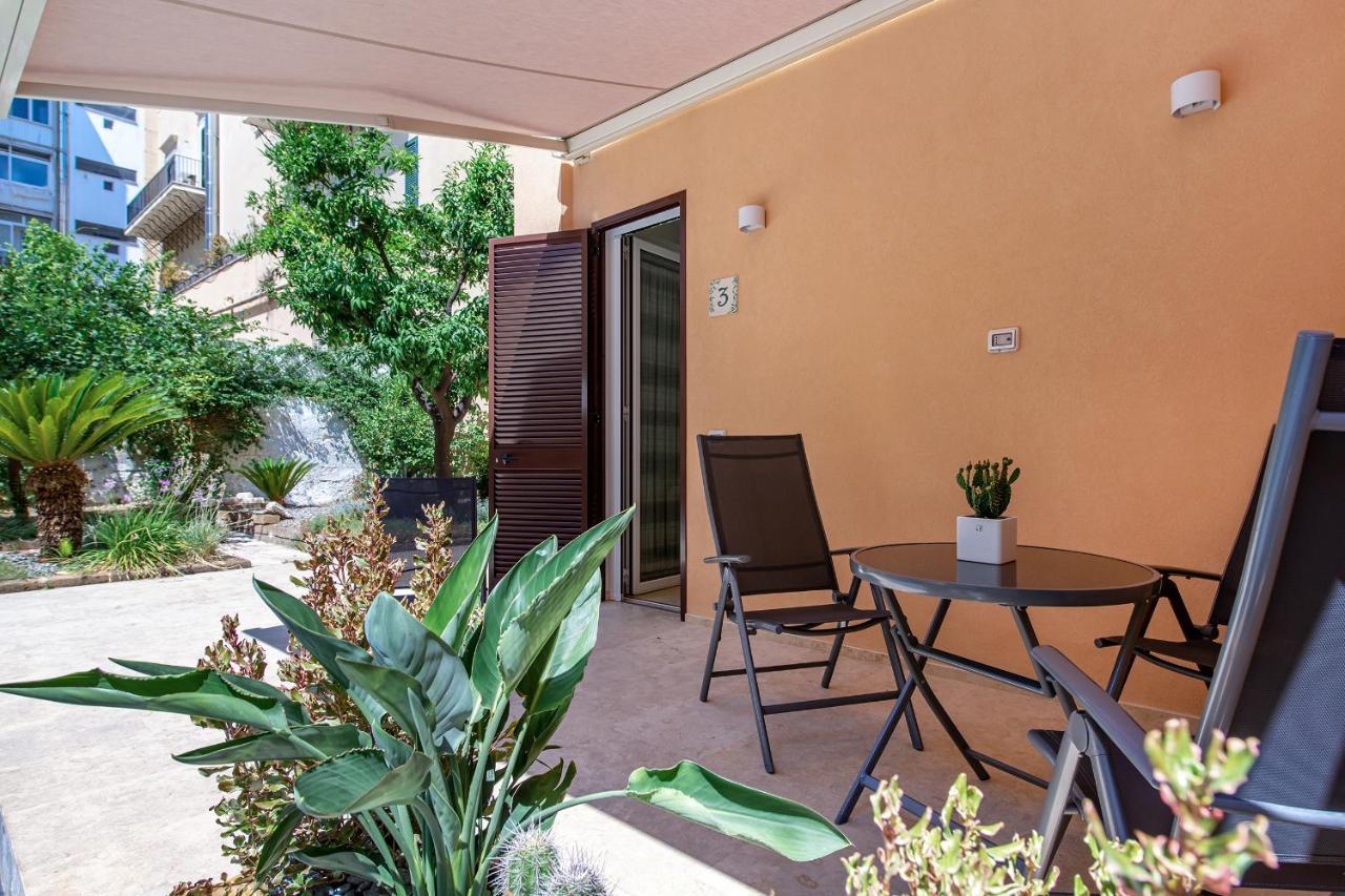 Giardino Dei Lenti Hotel Bari Buitenkant foto